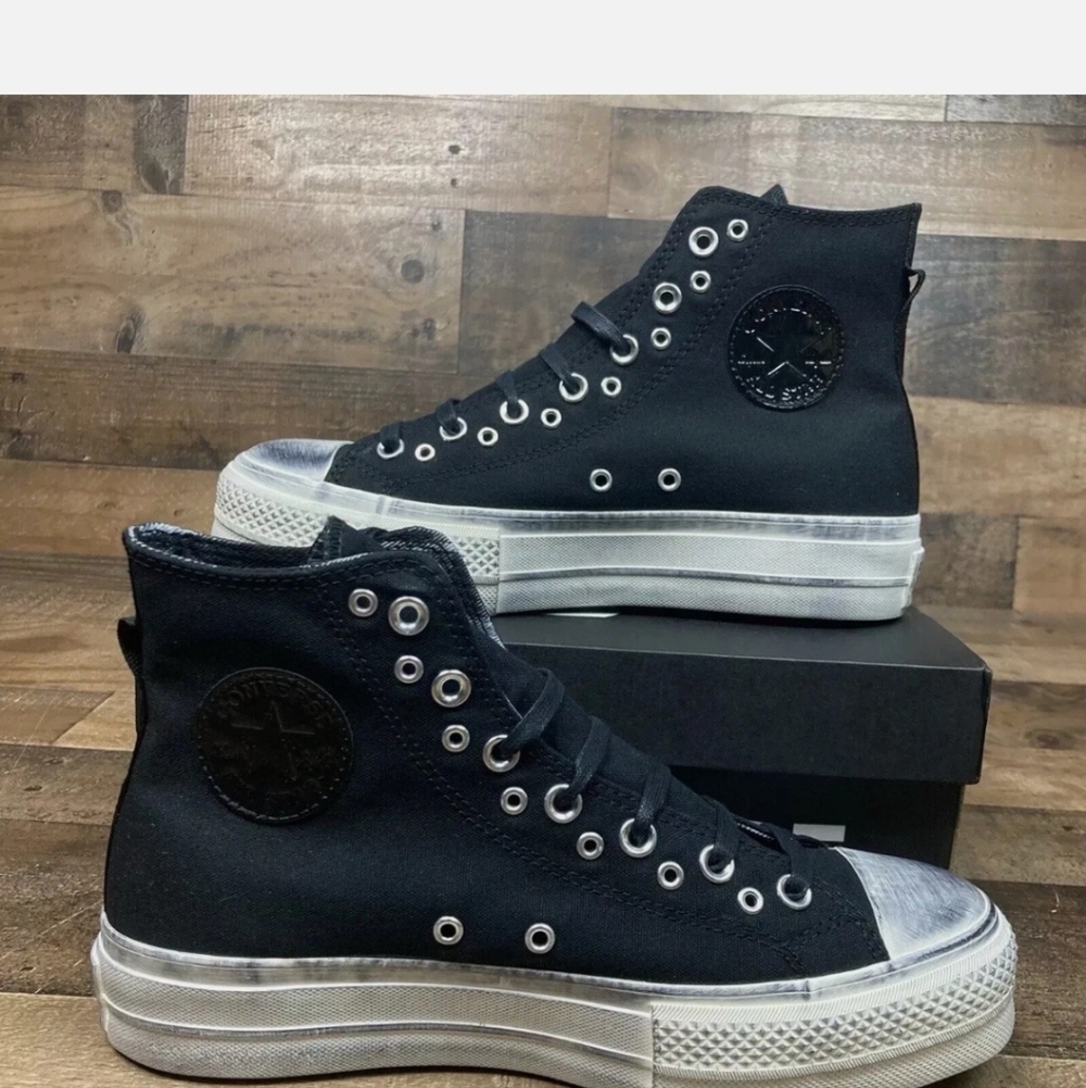 Chuck Taylor's Converse Black High-Top Sneakers with plaid fabric